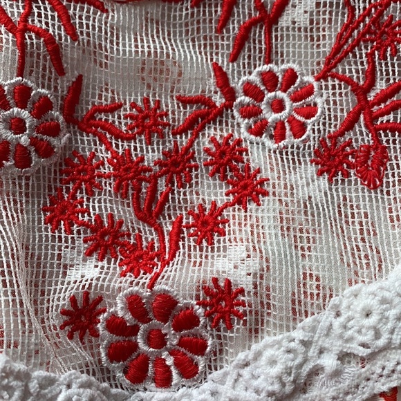 2/$15- NEW DIRECTIONS TOP- petite - Picture 5 of 5